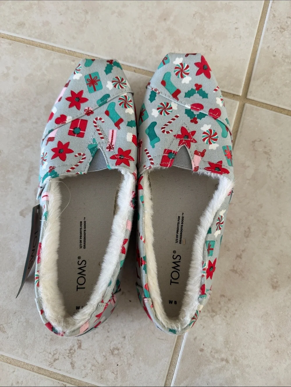 Toms Slip Ons (NWT)